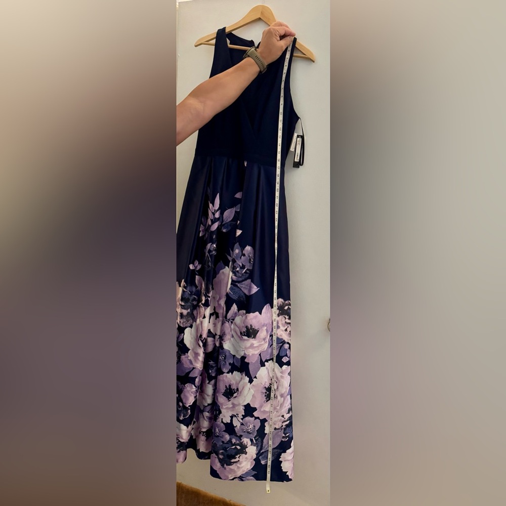 Floral gown in Navy and Lavender - Picture 12 of 13